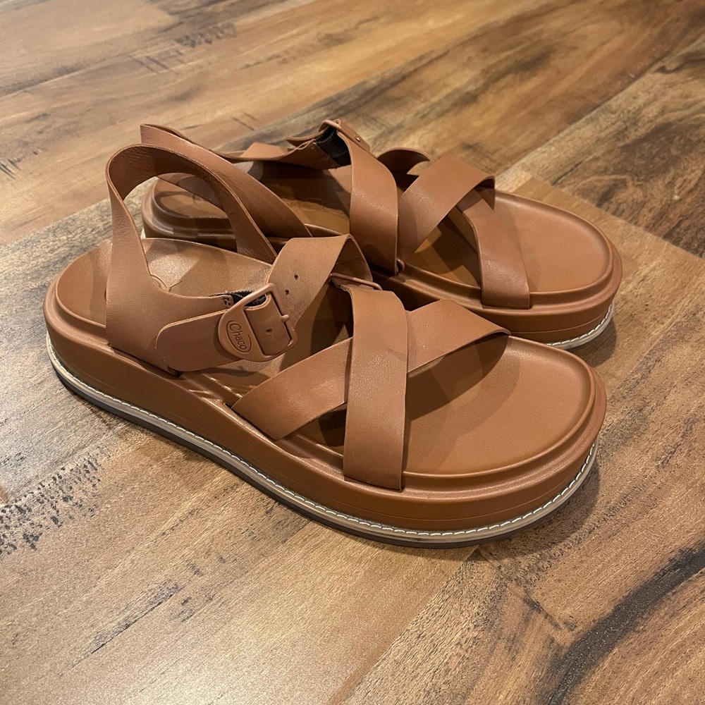 Chaco Townes Midform Sandal Sz 9